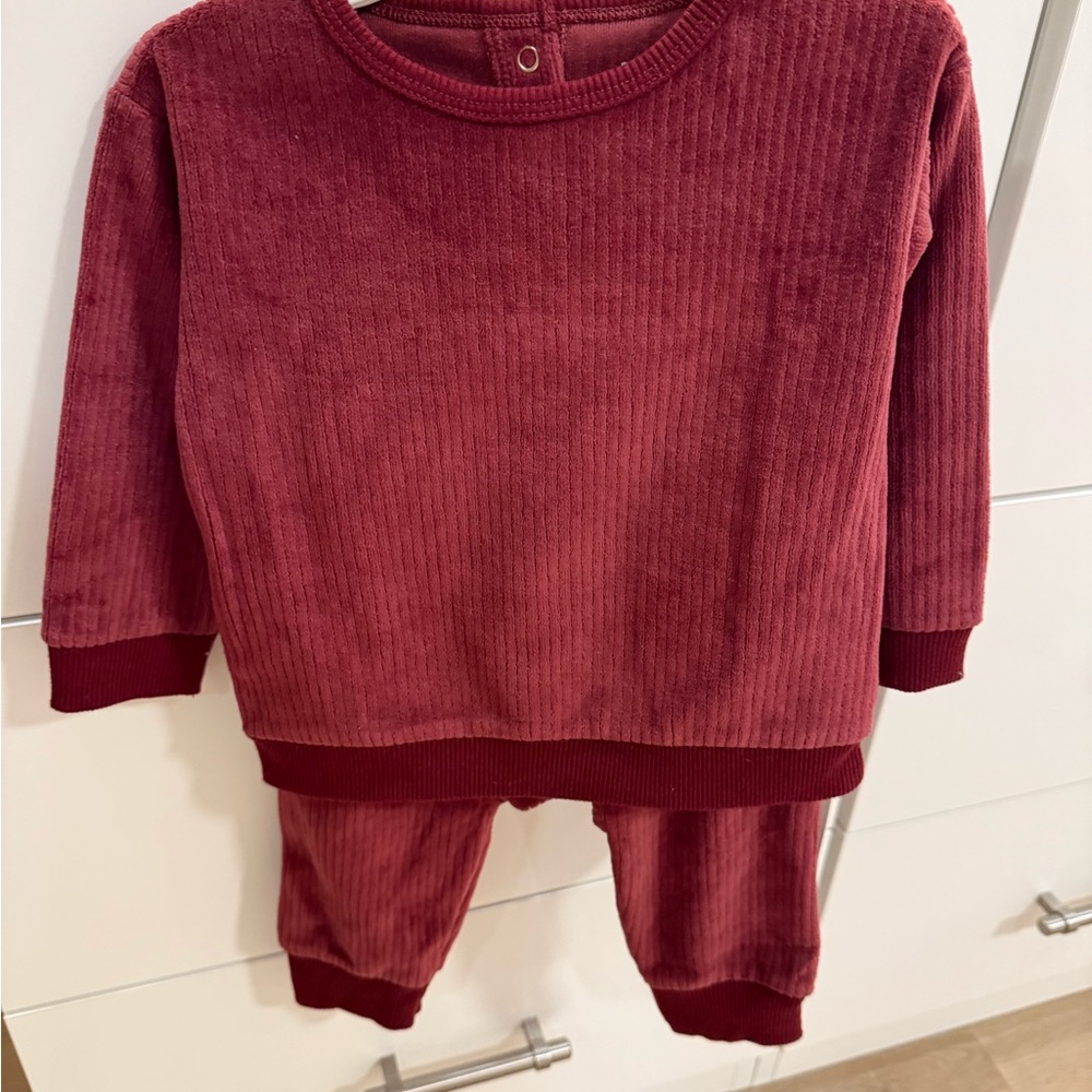 Cat & Jack Velour track suit